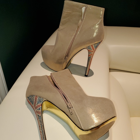 Machi Stiletto Jewel Studded Ankle Platform Bootie - Picture 5 of 7